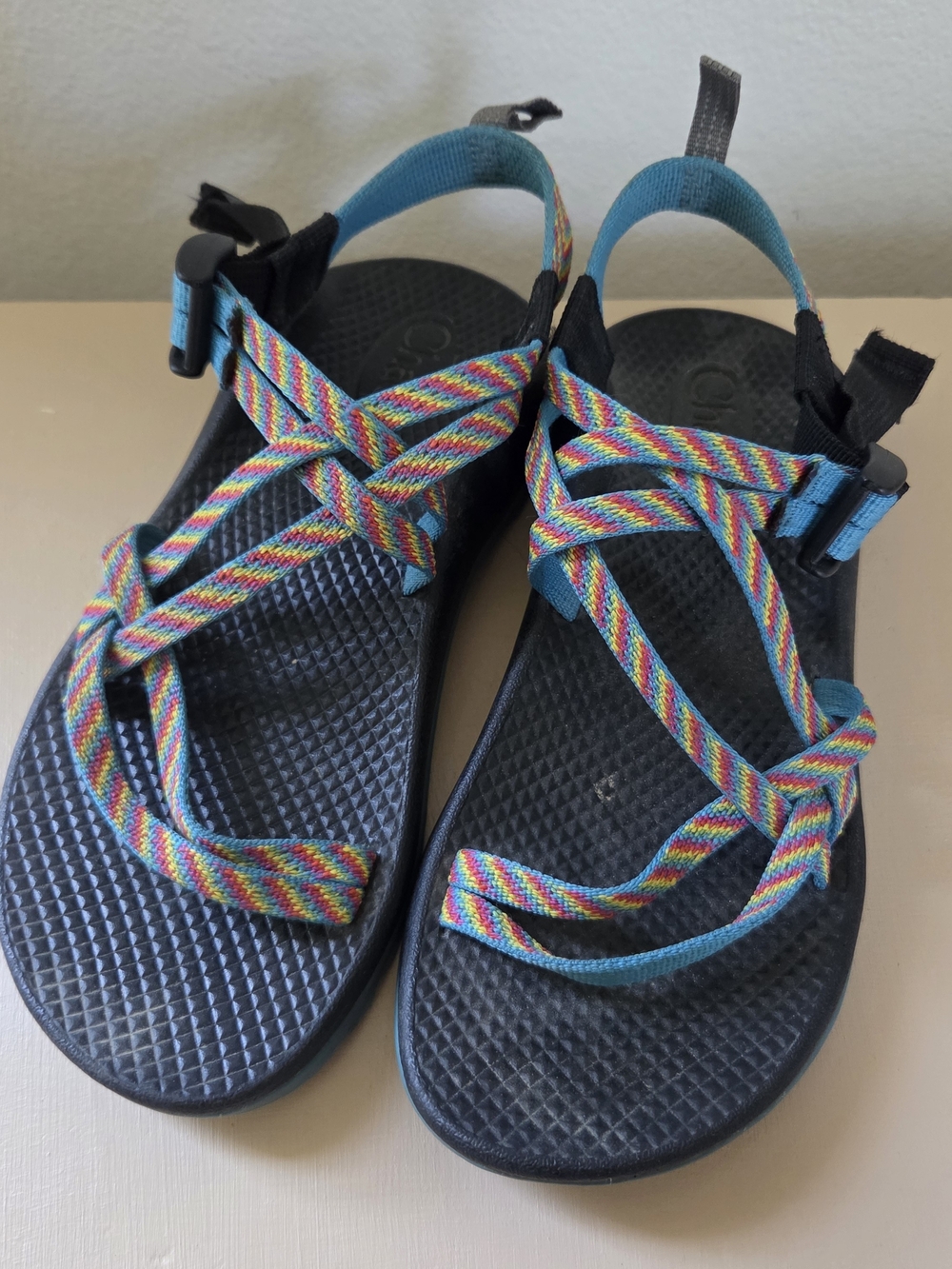 Chaco Kids ZX1 EcoTread Sandals Youth Size 4 Rainbow Fiesta Blue Strappy Hiking